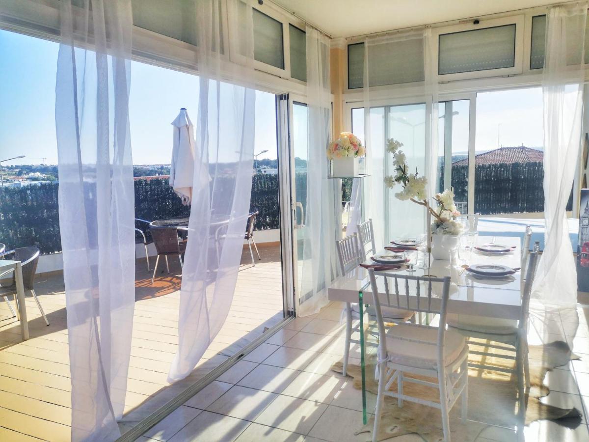 Penthouse With Sea View & Private Terrace Apartment Гия Екстериор снимка