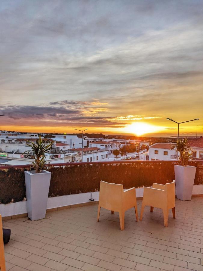 Penthouse With Sea View & Private Terrace Apartment Гия Екстериор снимка